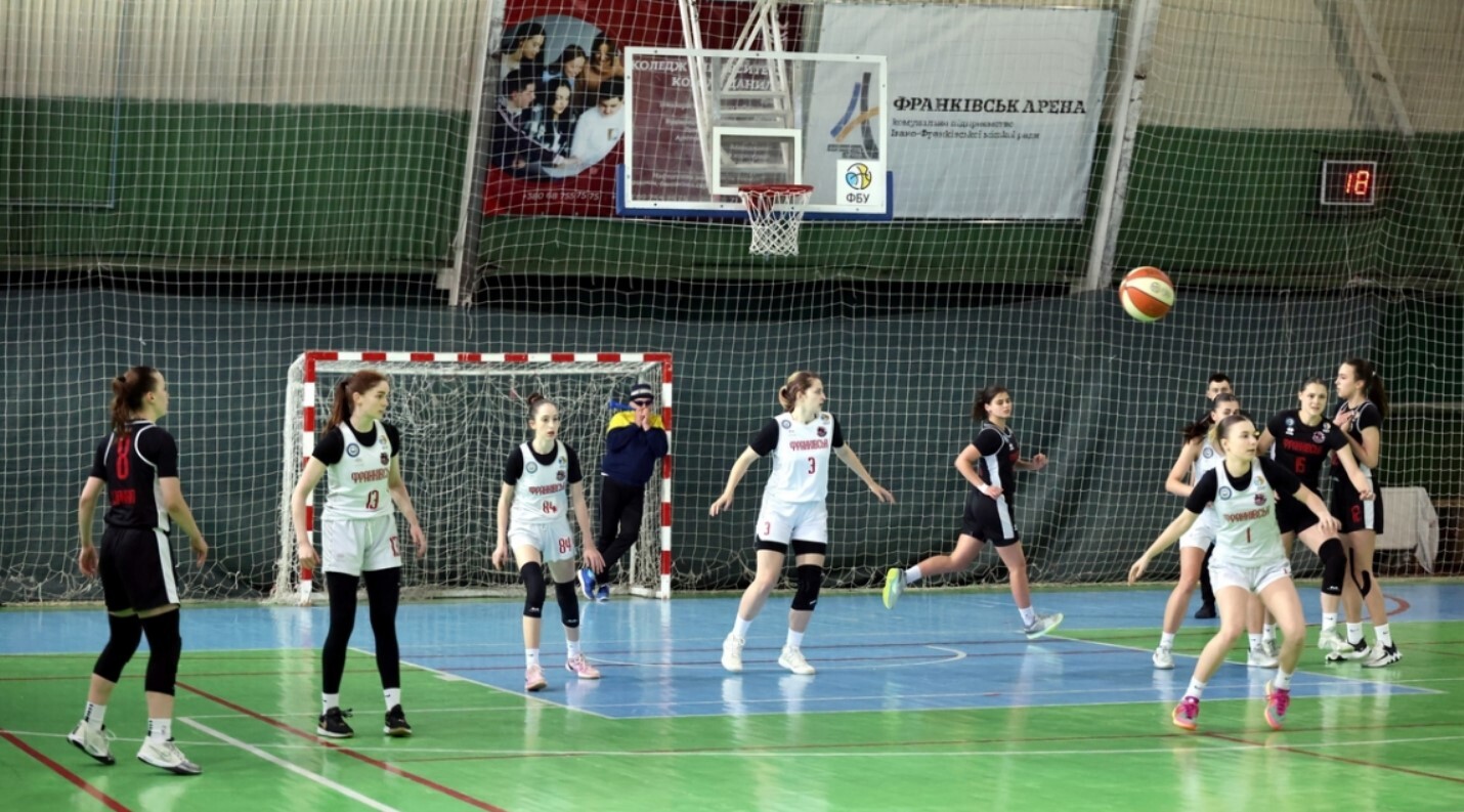 Стартує новий сезон Молодіжної ліги серед жіночих команд